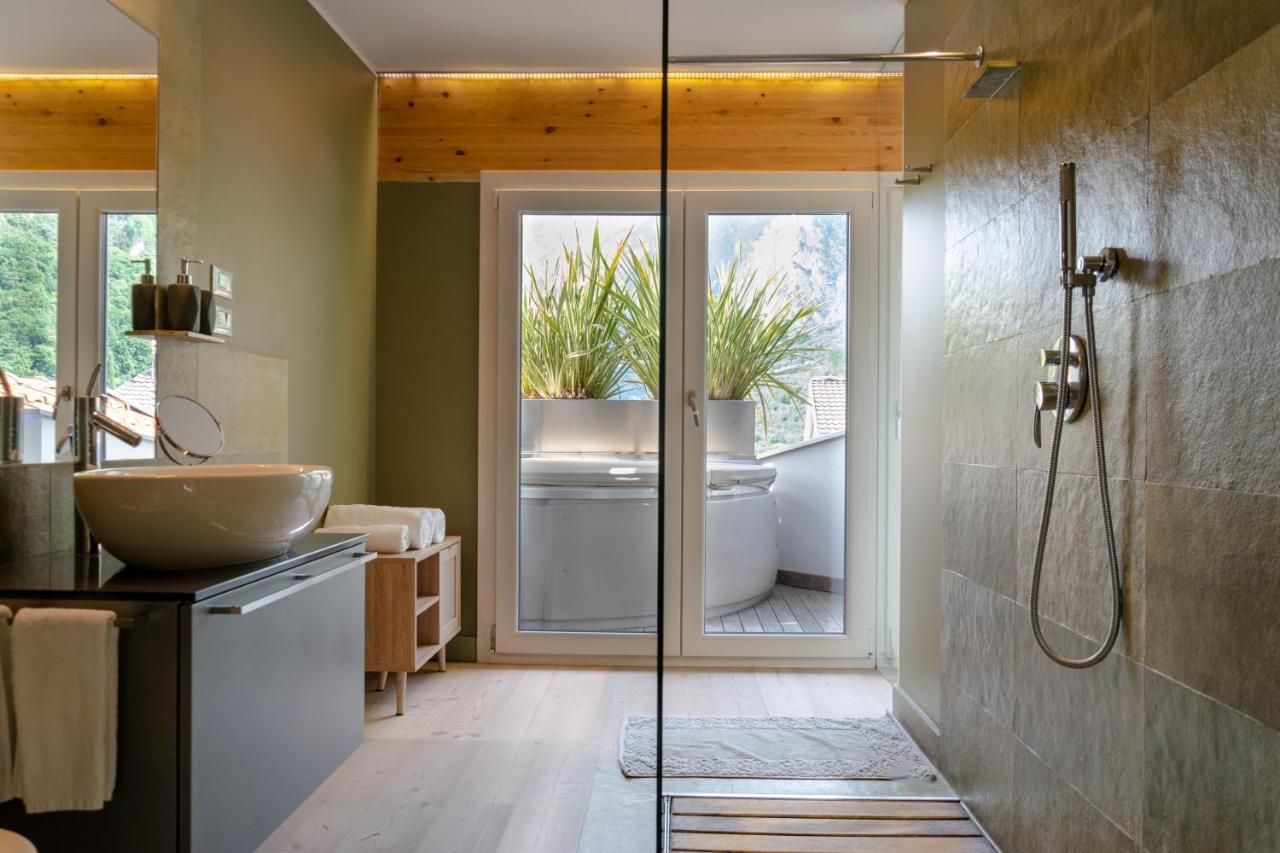 Gasthof Charming Loft - Private Hot Tub & Free Parking *